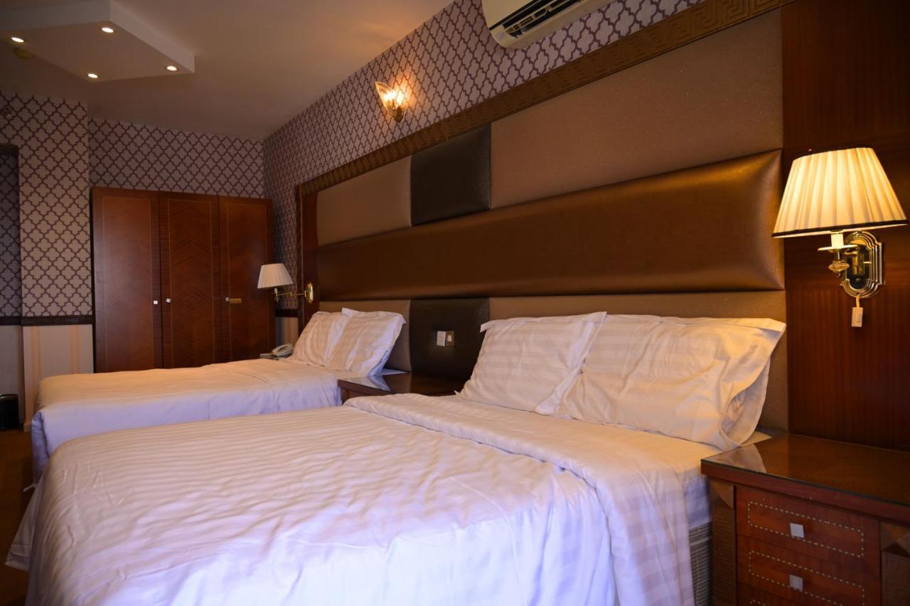 Abjad Crown Hotel Дубай Экстерьер фото