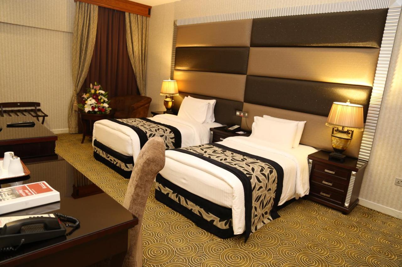 Abjad Crown Hotel Дубай Экстерьер фото
