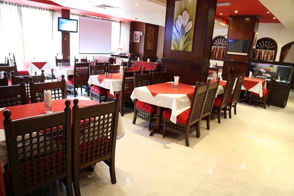 Abjad Crown Hotel Дубай Экстерьер фото
