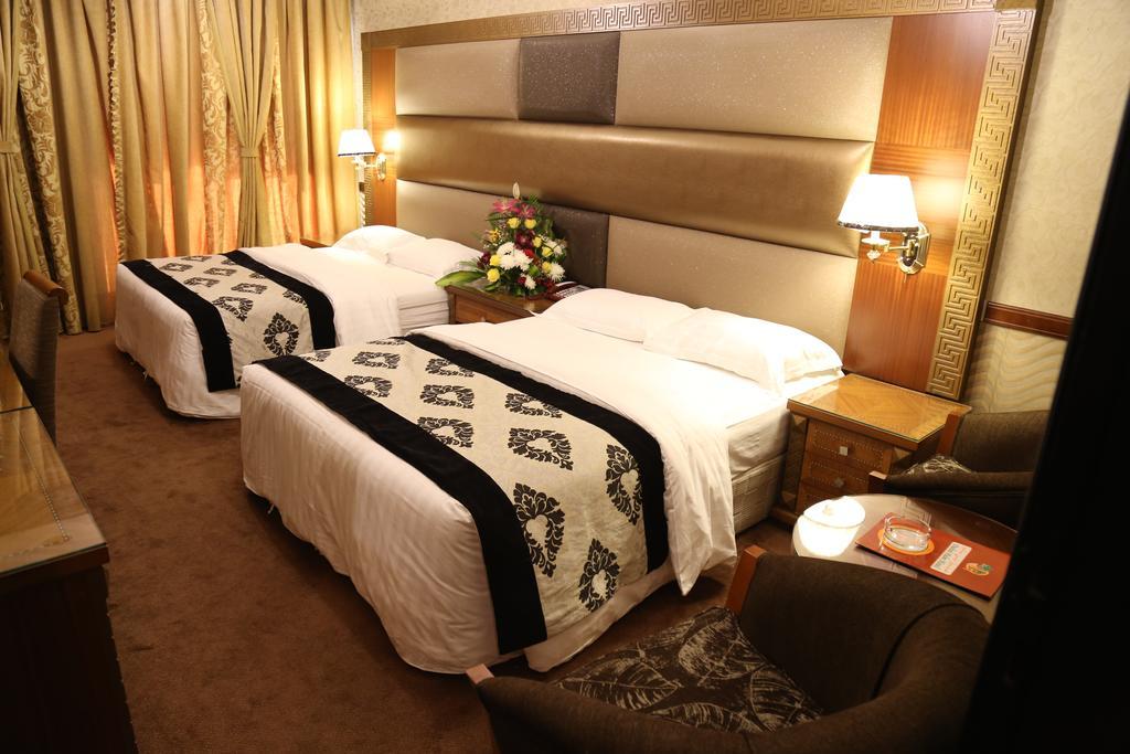 Abjad Crown Hotel Дубай Экстерьер фото