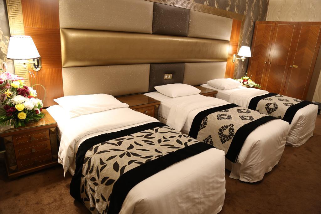 Abjad Crown Hotel Дубай Экстерьер фото