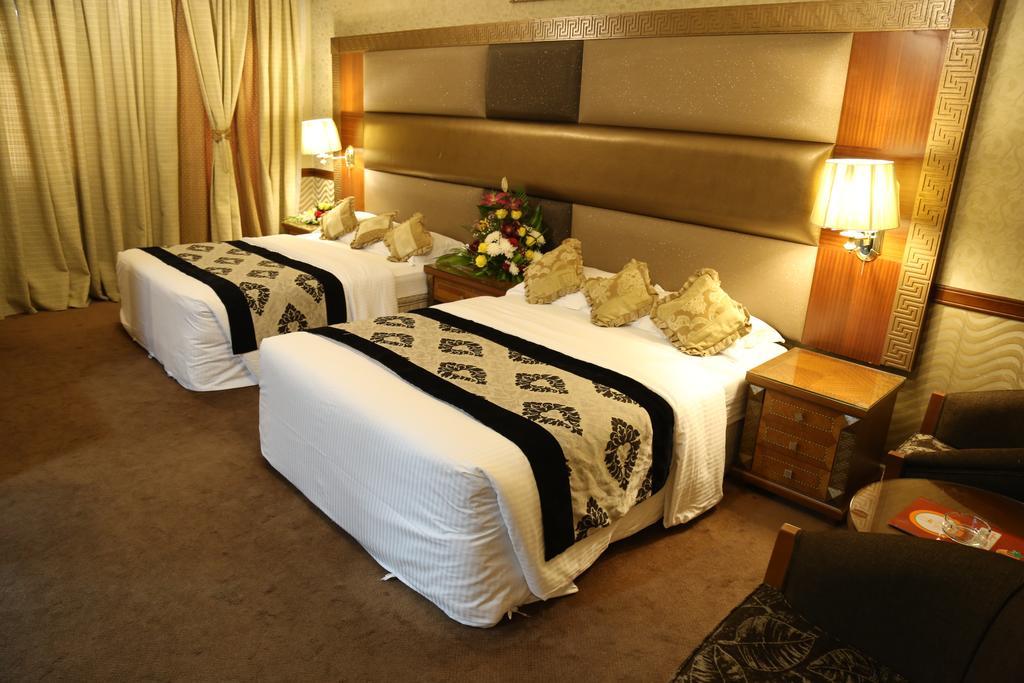 Abjad Crown Hotel Дубай Экстерьер фото