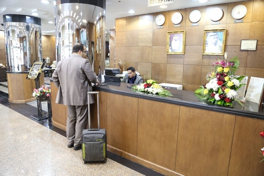 Abjad Crown Hotel Дубай Экстерьер фото